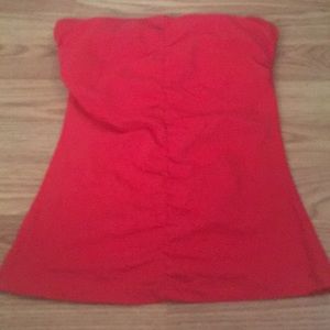 Size S red strapless top